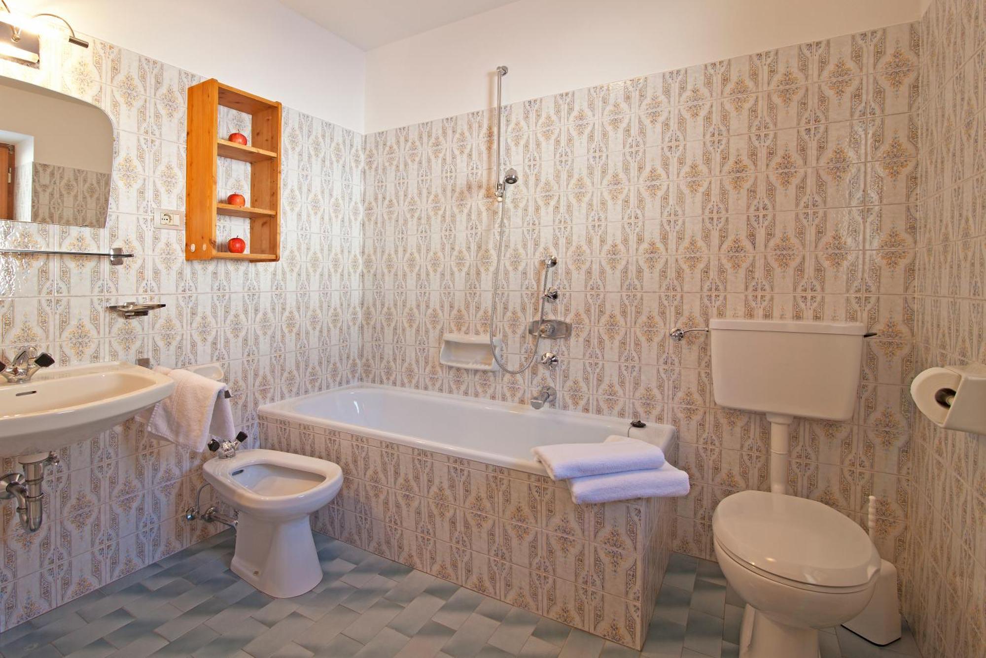 Lienharterhof Hotel Monguelfo-Tesido / Welsberg-Taisten Bilik gambar